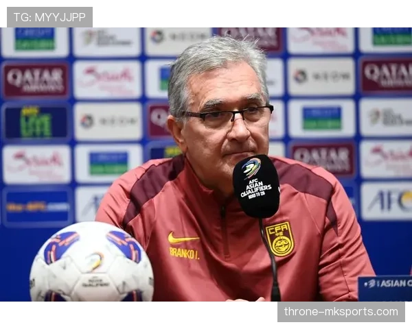 西甲教练席变动频繁,分析新任教练对球队未来的潜在影响 西甲教练席变动频繁,分析新任教练对球队未来的潜在影响